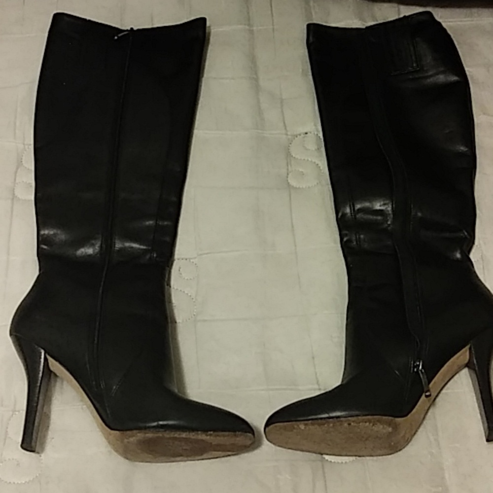 Black knee-high boots